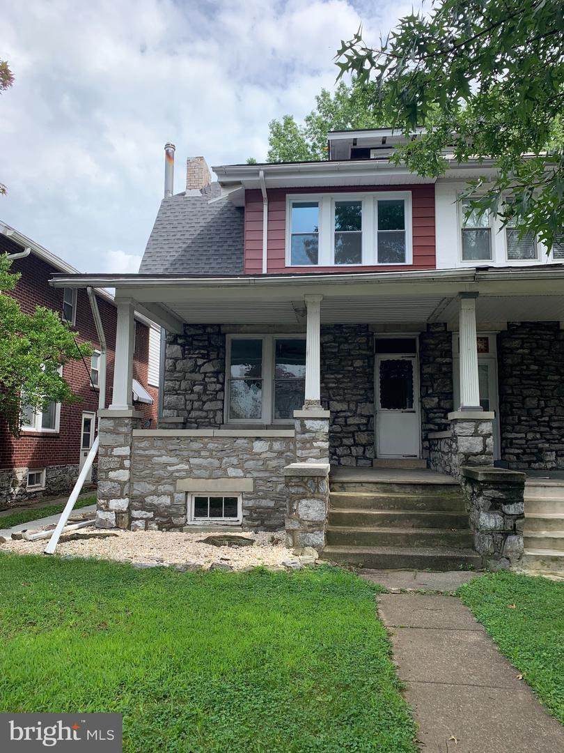 3005 2ND Street - Photo 1