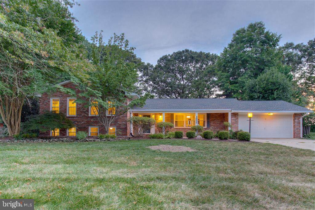 4104 Overlook Court - Photo 1