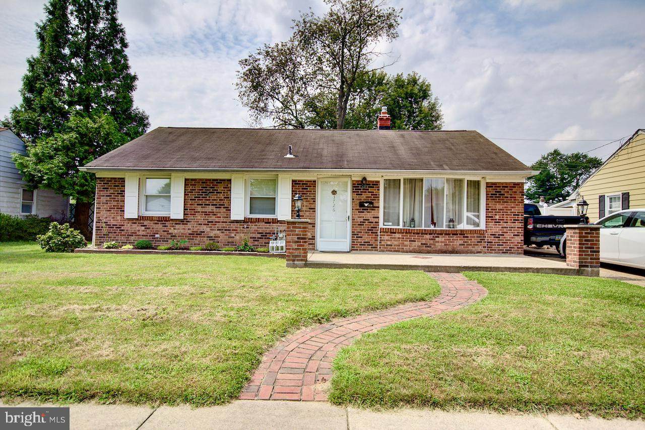 3726 Berkley Road - Photo 1