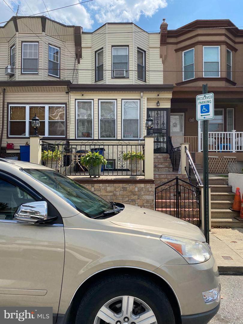 142 Luray Street - Photo 1