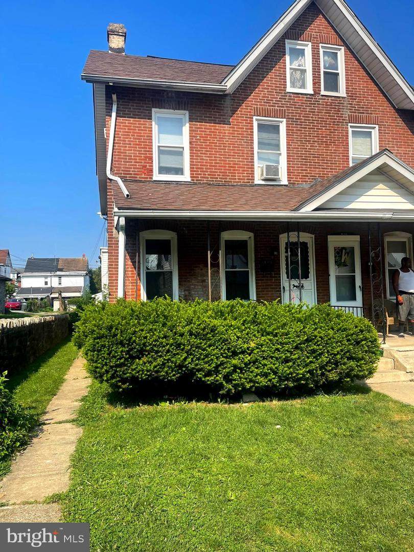 102 Woodland Avenue - Photo 1