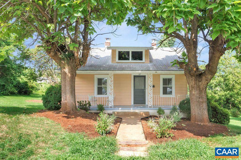 301 Spruce St - Photo 1