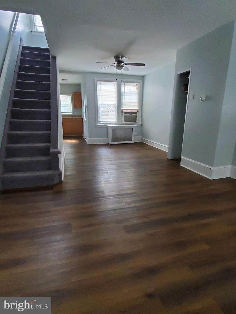 1639 Newkirk Street - Photo 1