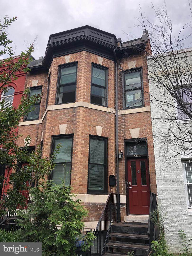 1633 13TH Street - Photo 1