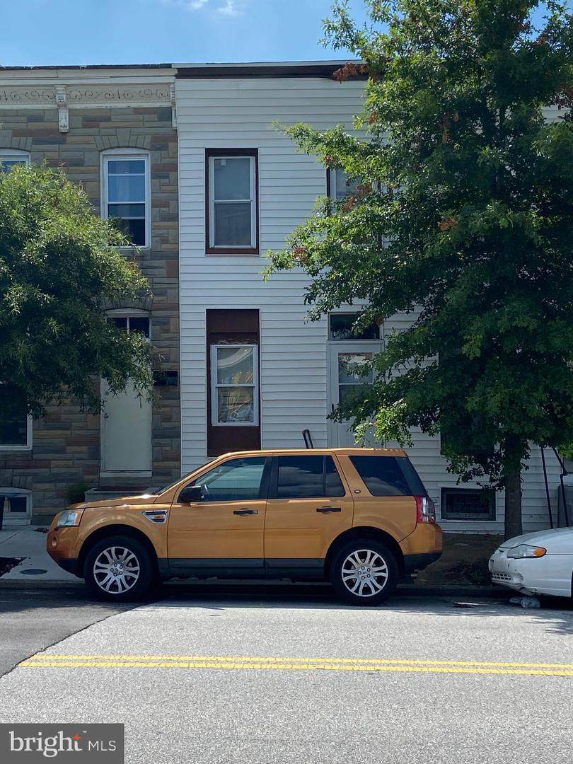 933 Chase Street - Photo 1