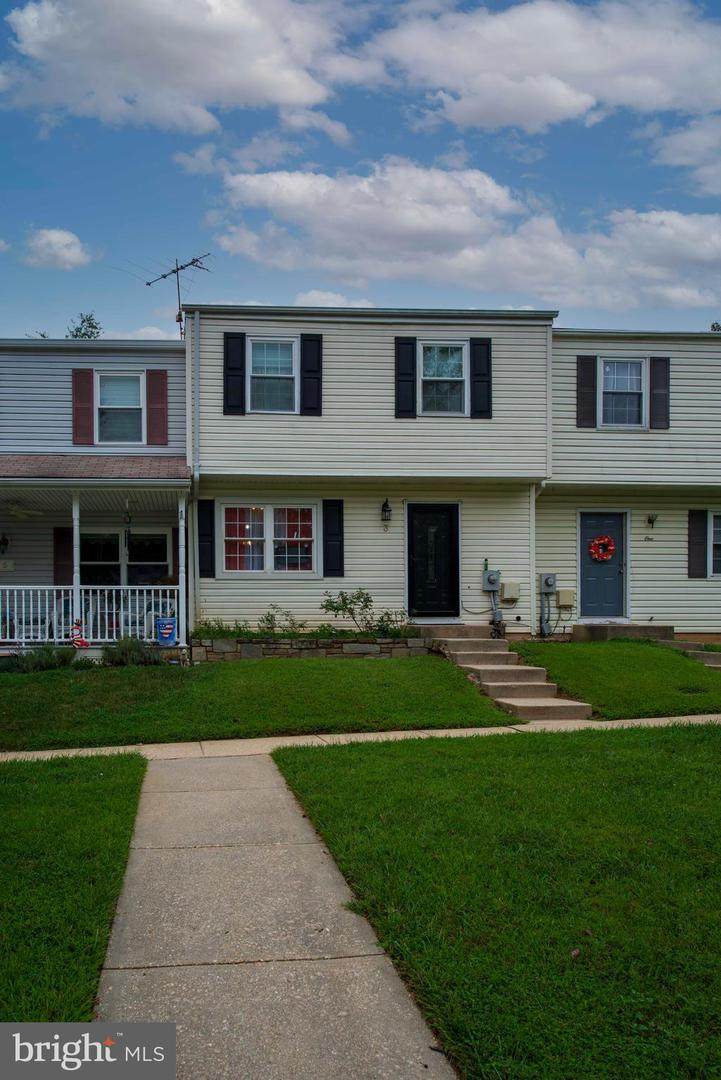 3 Bush Hill Court - Photo 1