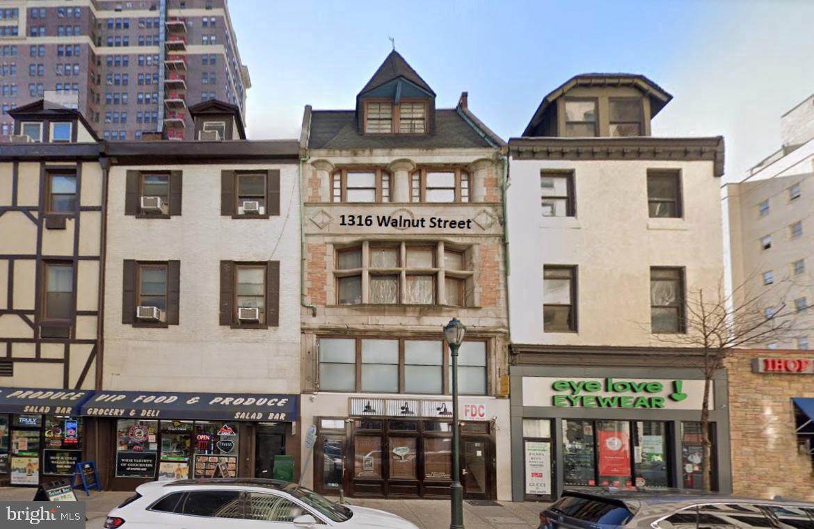 1316 Walnut Street - Photo 1