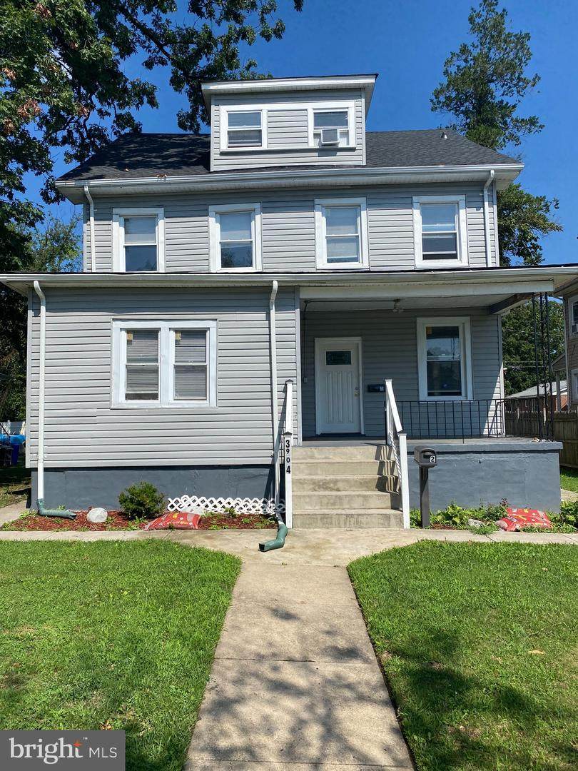 3904 Bateman Avenue - Photo 1