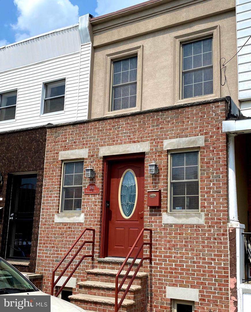 1841 Roseberry Street - Photo 1