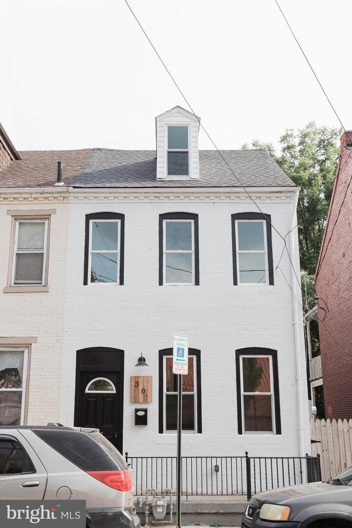 30 Conestoga Street - Photo 1