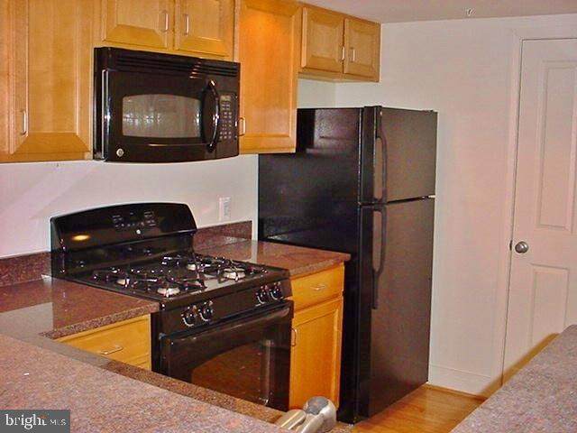 414 Water Street - Photo 1