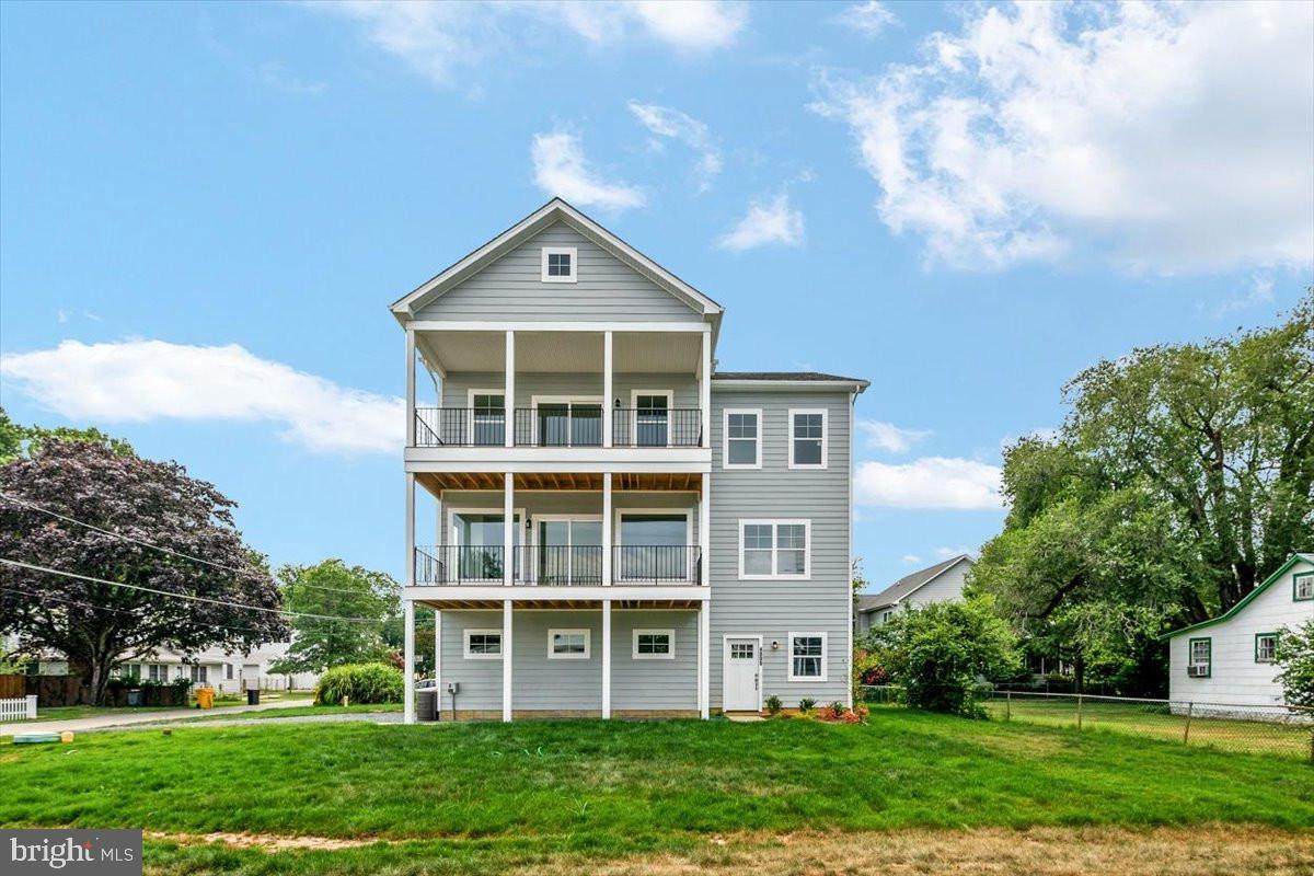 4006 Chesapeake Drive - Photo 1