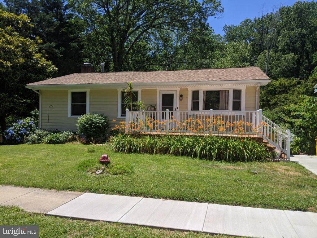 1434 Mariner Drive - Photo 1