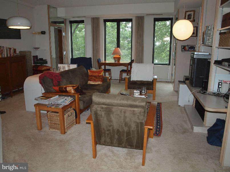 955 26TH Street - Photo 1