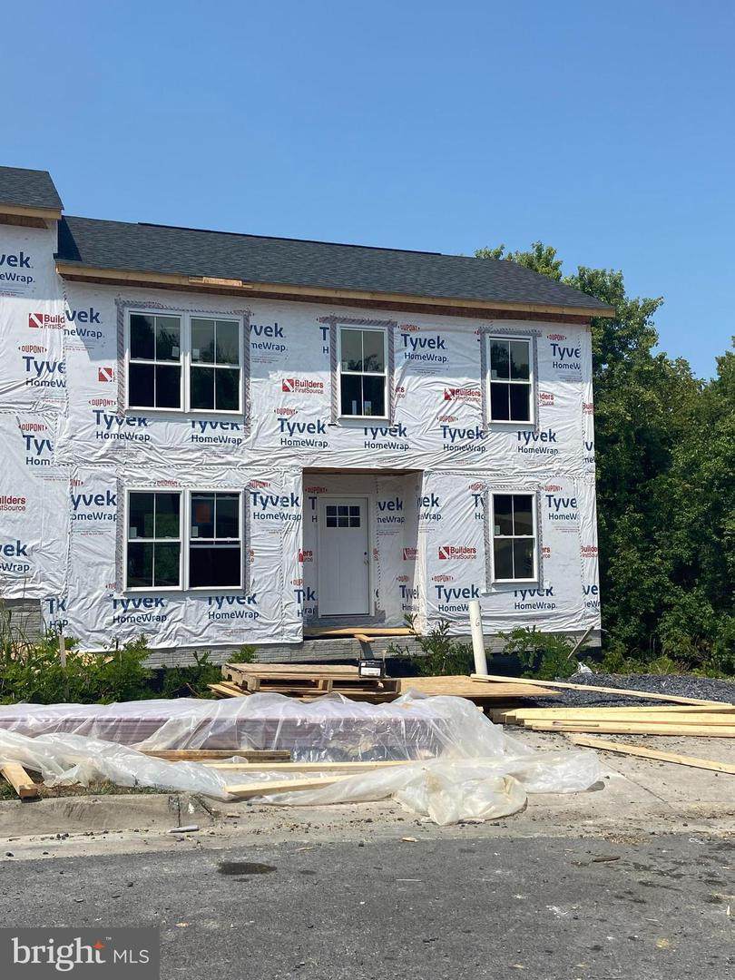 493 Stonewall Street - Photo 1