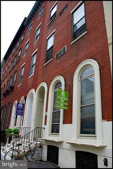 1734 Spruce Street - Photo 1