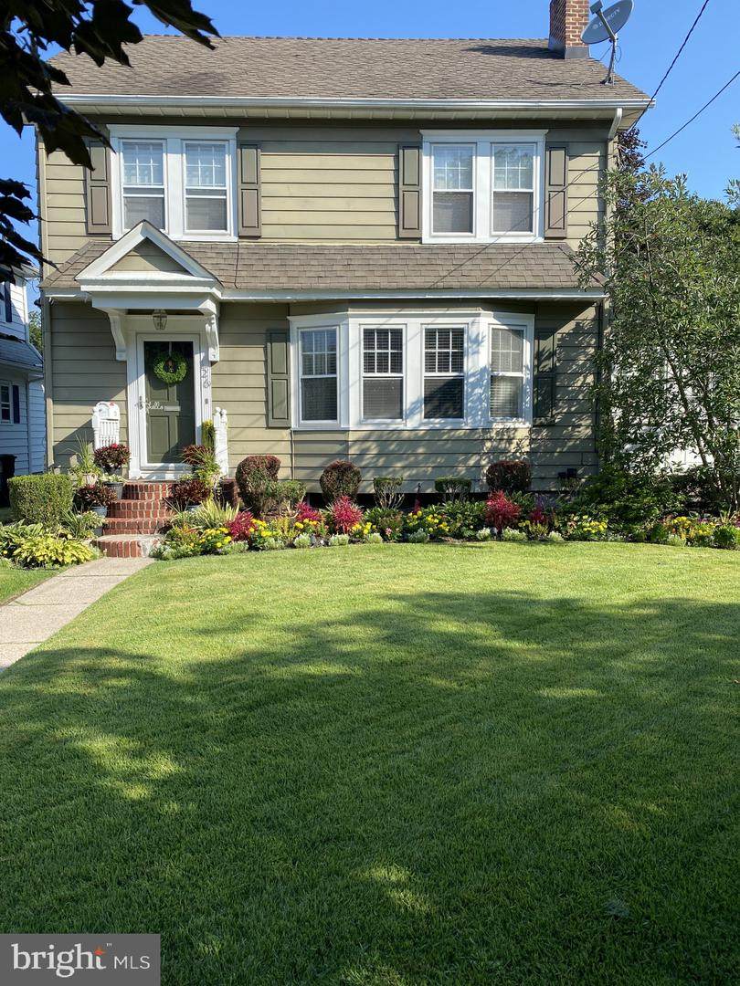 126 Fenwood - Photo 1