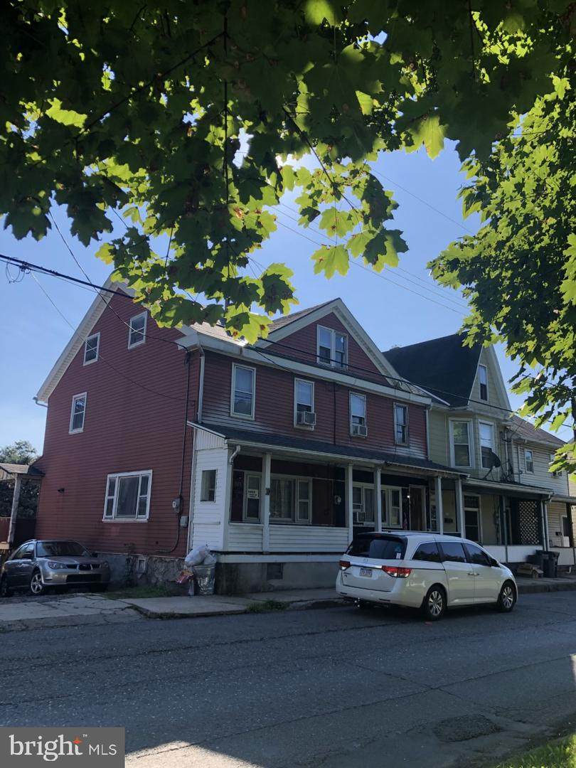 517-519 Railroad Street - Photo 1