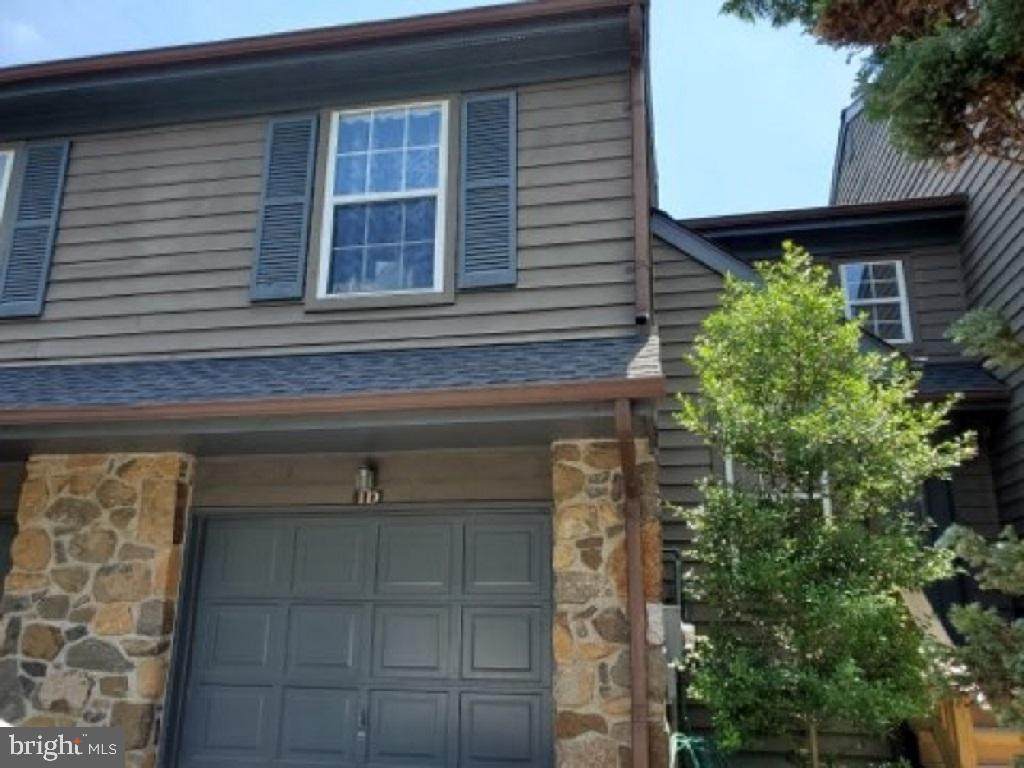 1-D Brookline Court - Photo 1