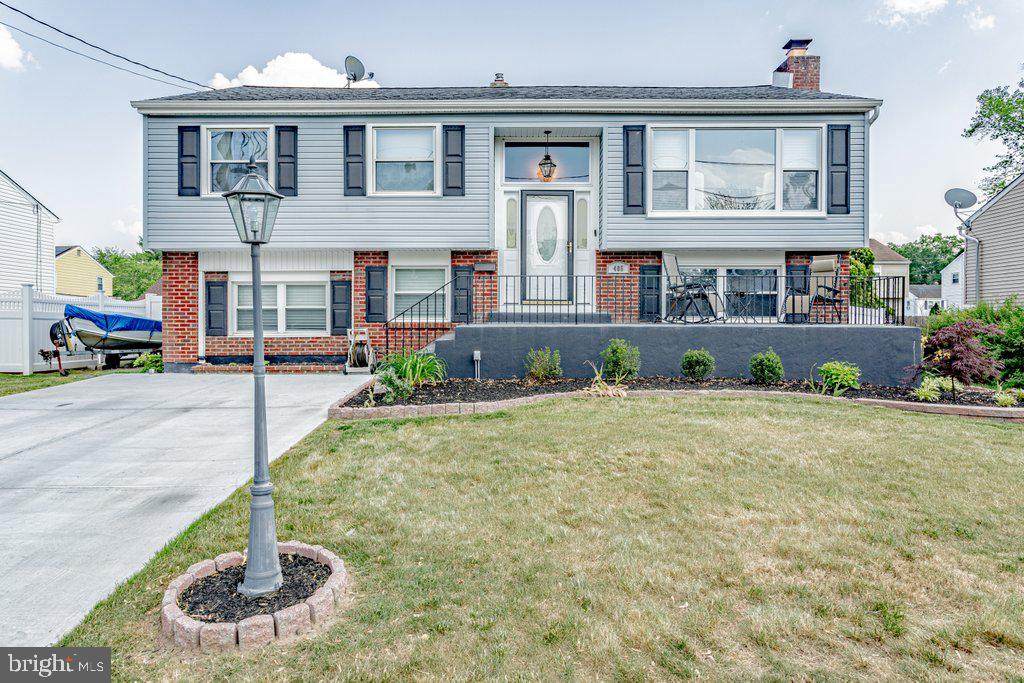 406 Grant Avenue - Photo 1