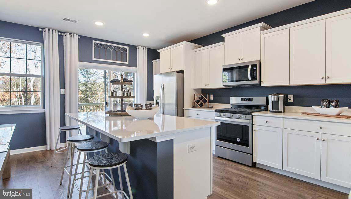 7 Palermo Lane - Photo 1