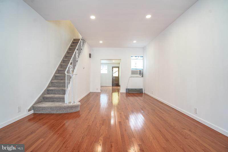 1822 Tree Street - Photo 1