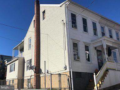 328 Cherry Street - Photo 1