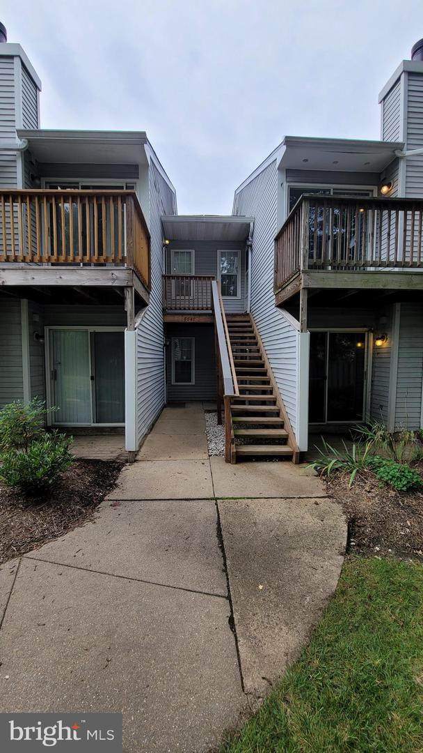 8647 Beekman Place - Photo 1