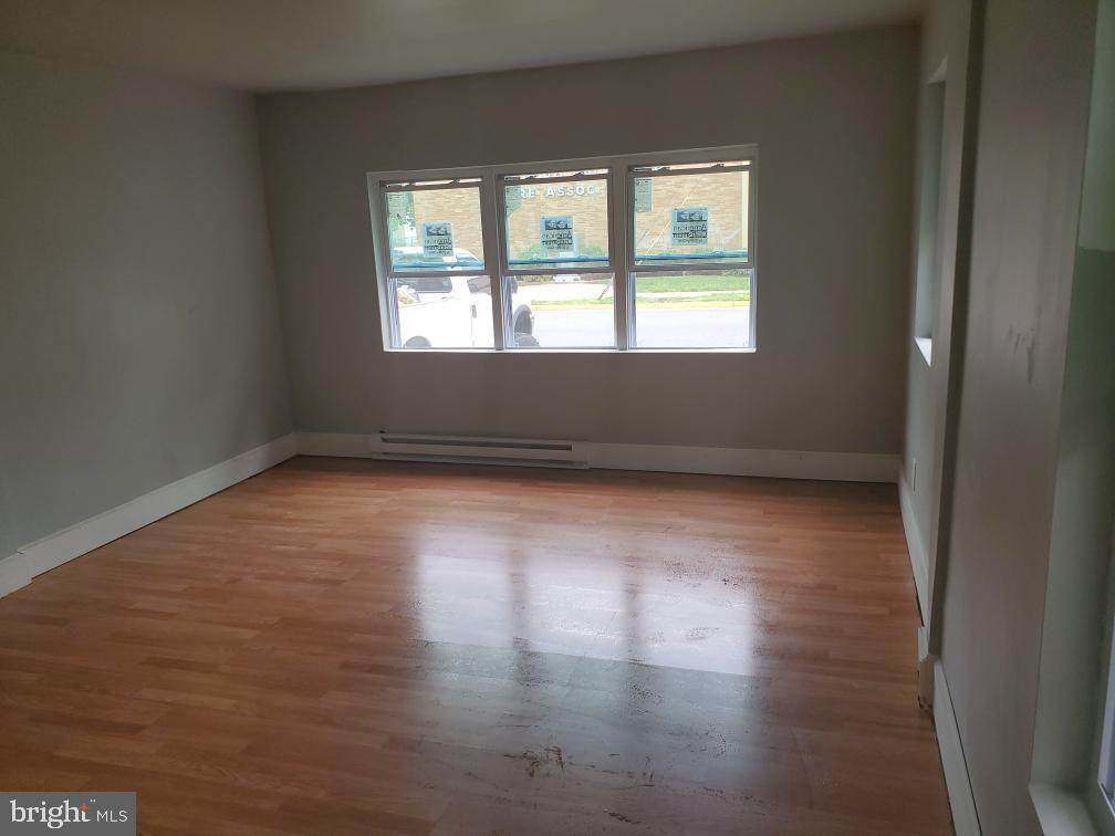 39 Thomson Avenue - Photo 1