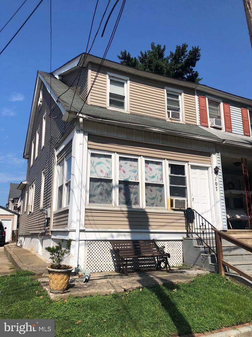 107 Elm Avenue - Photo 1