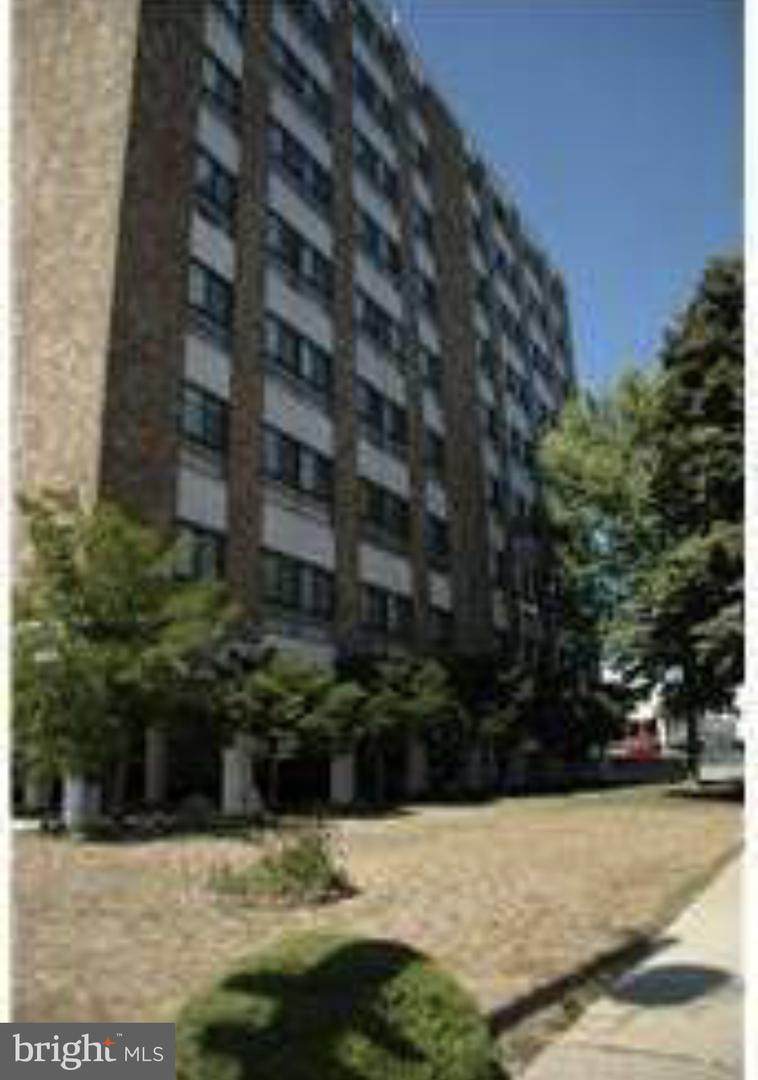 7600 Roosevelt Boulevard - Photo 1