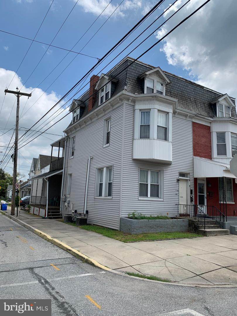 1061 Duke Street - Photo 1