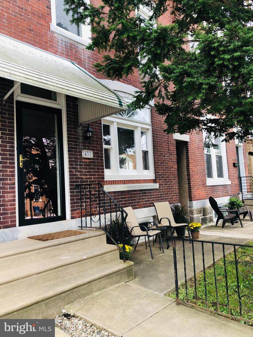 437 Markle Street - Photo 1