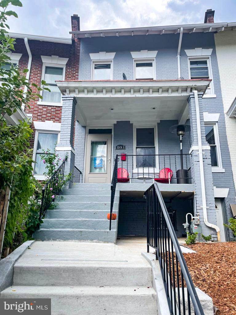 3553 10TH Street - Photo 1