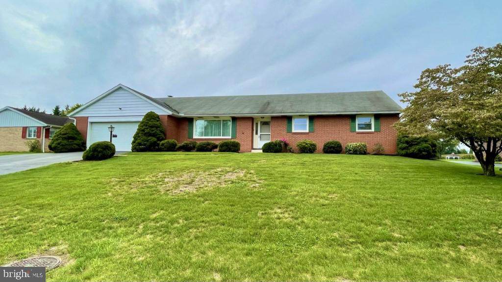 235 Highland Circle - Photo 1