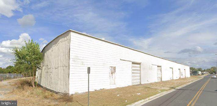 713 Brown Street - Photo 1