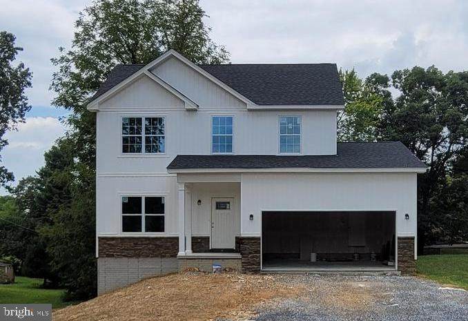 321 Whispering Echos Drive - Photo 1