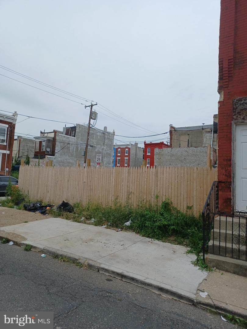 2467 Cleveland Street - Photo 1