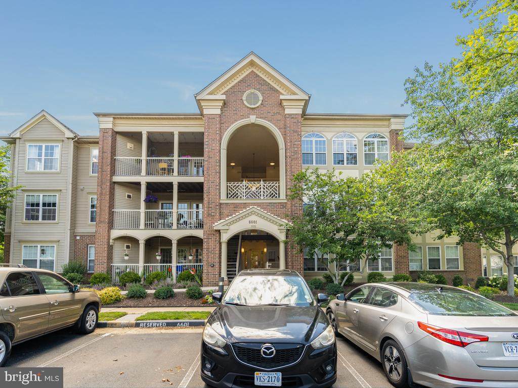 6601 Thackwell Way - Photo 1