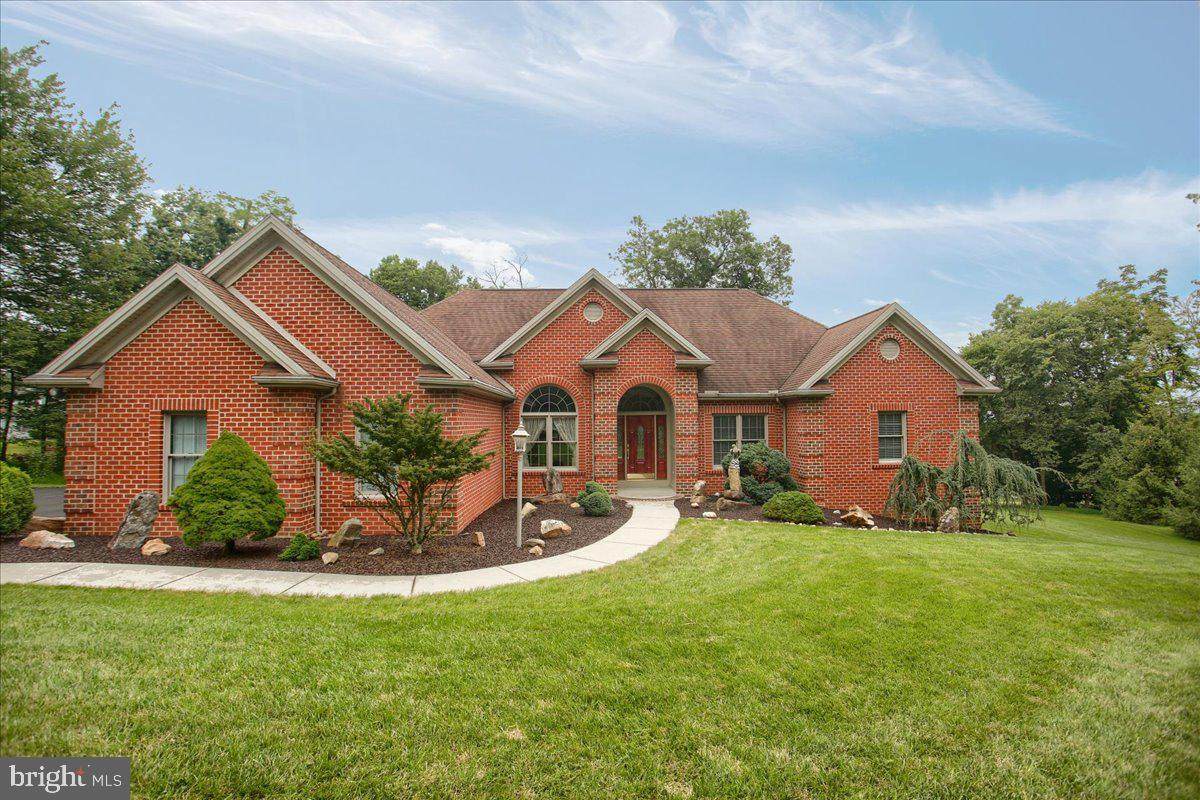 4755 Maple Shade Drive - Photo 1