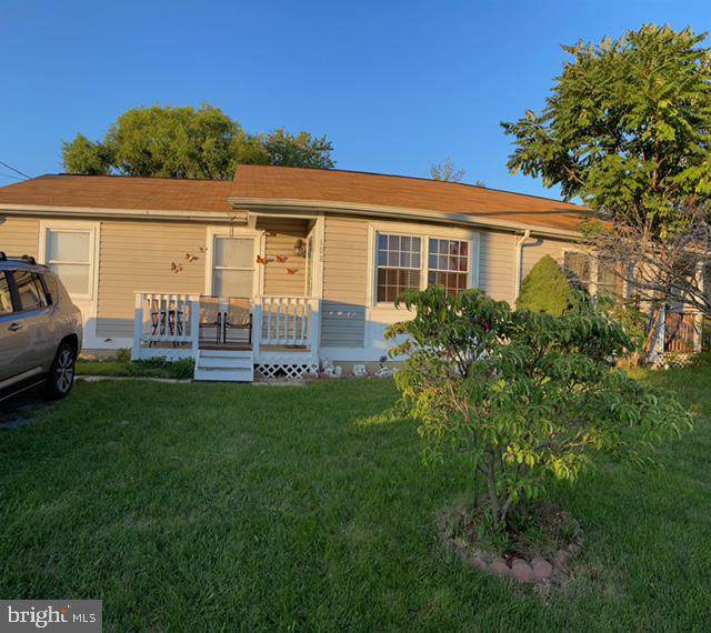 108 Forrest Drive - Photo 1