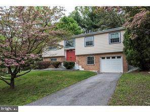 302 Lynn Drive - Photo 1