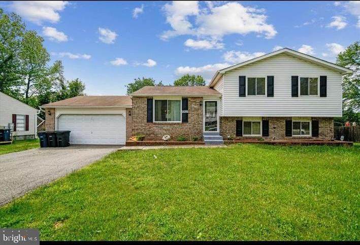 8805 Shannan Drive - Photo 1