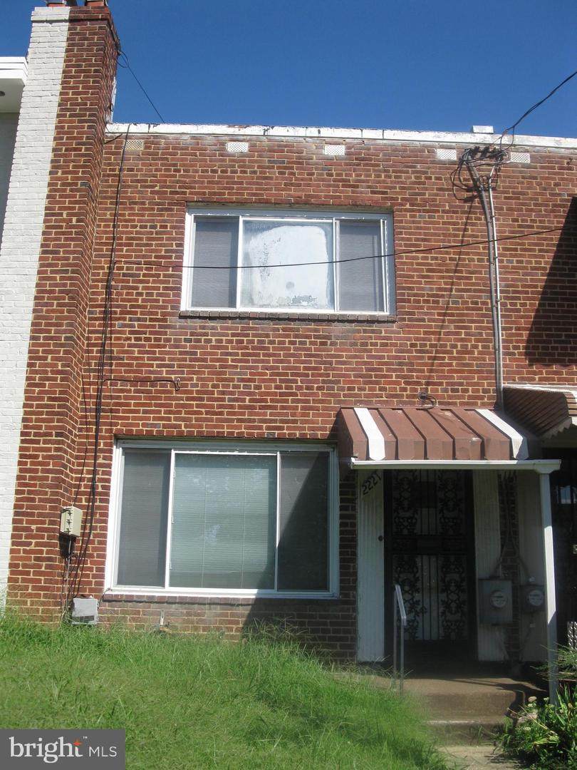 2221 15TH Street - Photo 1