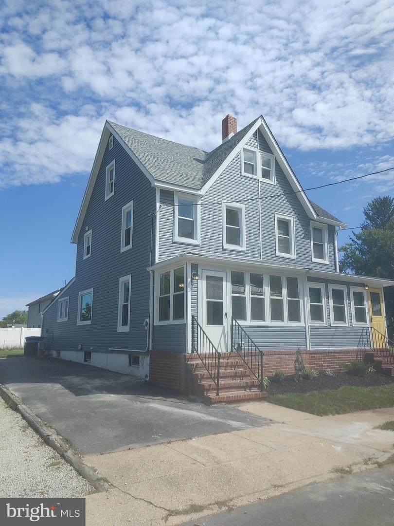 109 Green Street - Photo 1