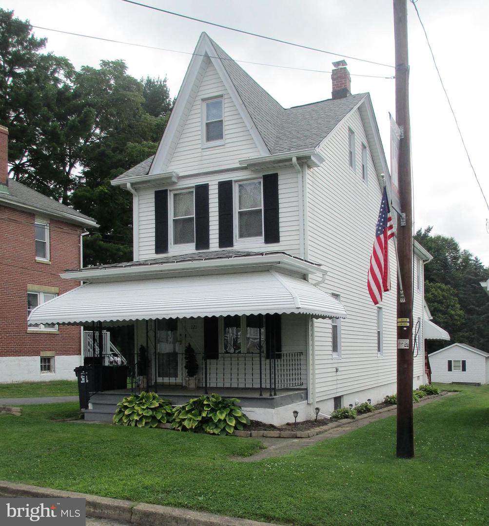 121 Dean Street - Photo 1