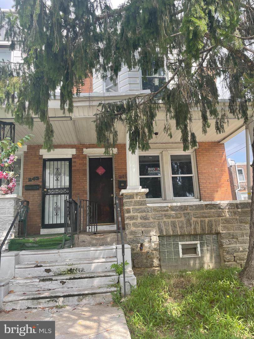 241 Wellens Avenue - Photo 1