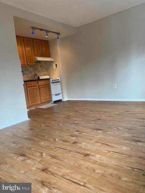 2101-17 Chestnut Street - Photo 1
