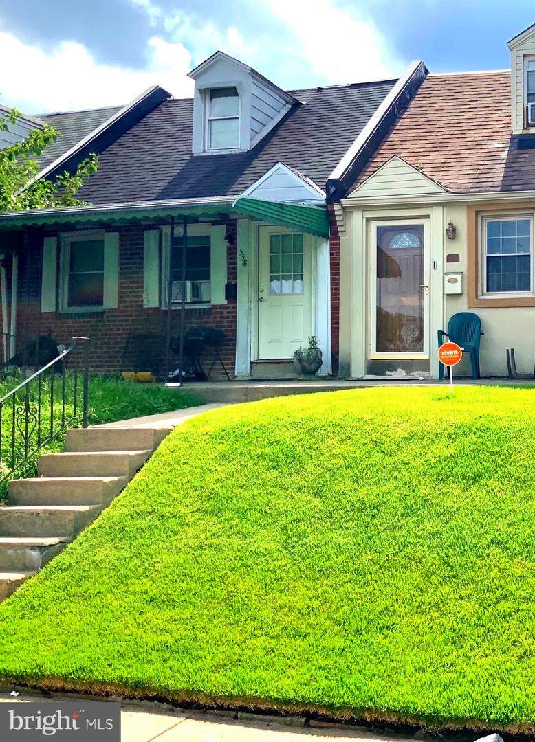 558 69TH Street - Photo 1