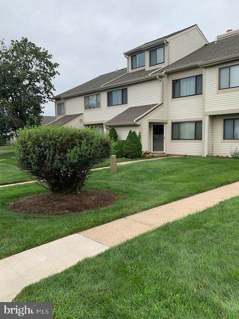 202 Continental Drive - Photo 1